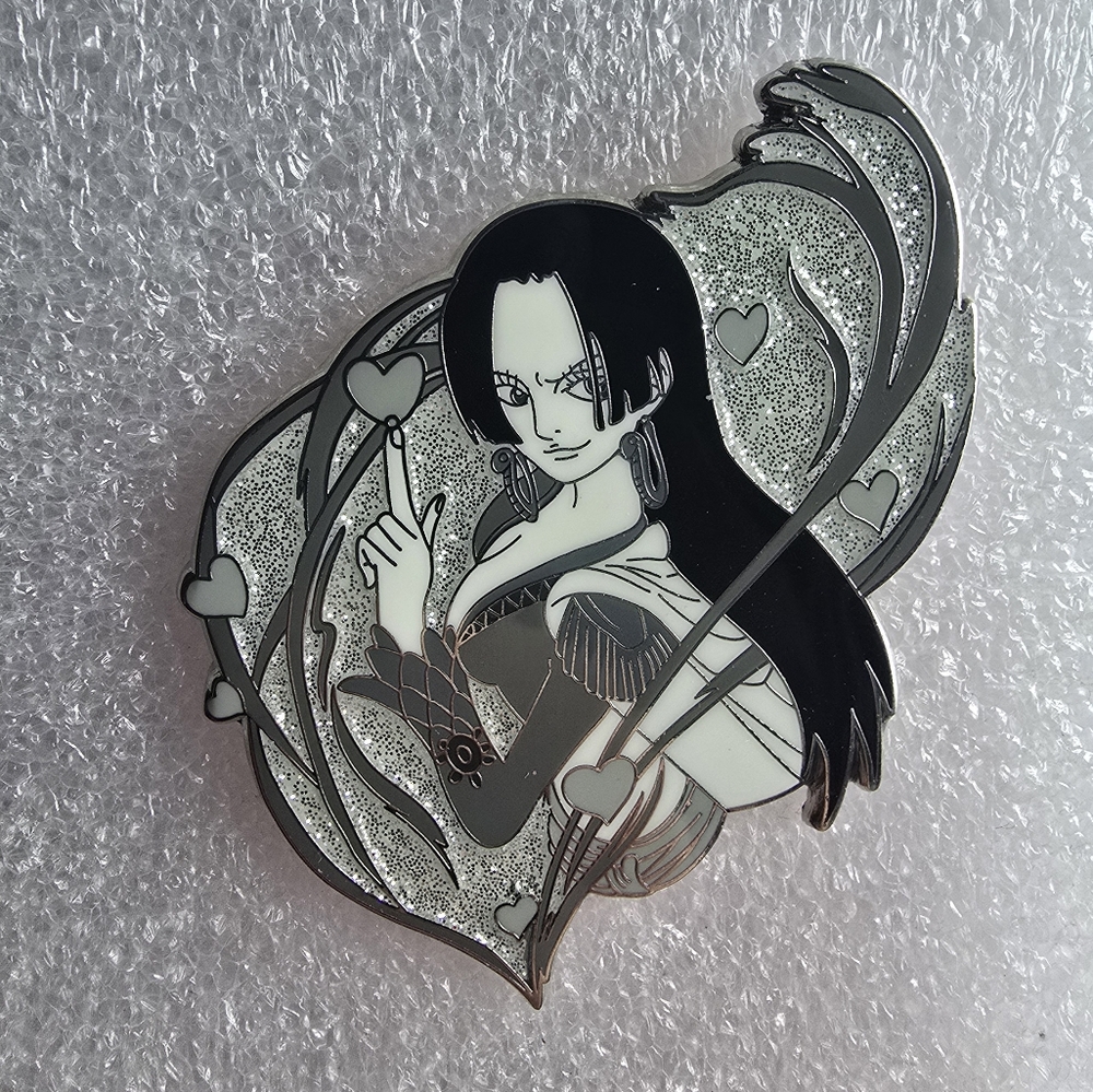 One Piece seven warlord Boa Hancock Manga style Hard Enamel Otaku Anime pin
